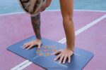 Collection Liforme Mindful Garden Yoga Pad Grey/Floral 6268684 - Image 3